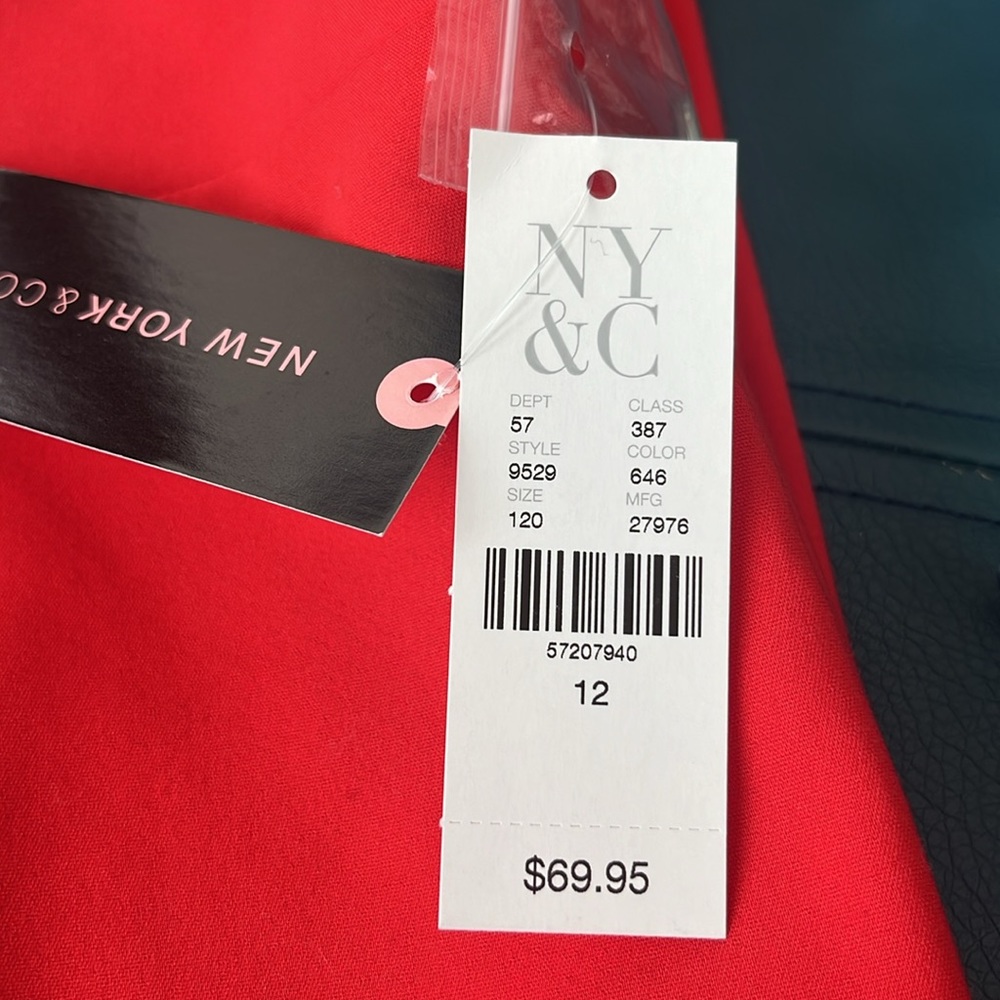 NWT Gorgeous Skirt! - Picture 10 of 10